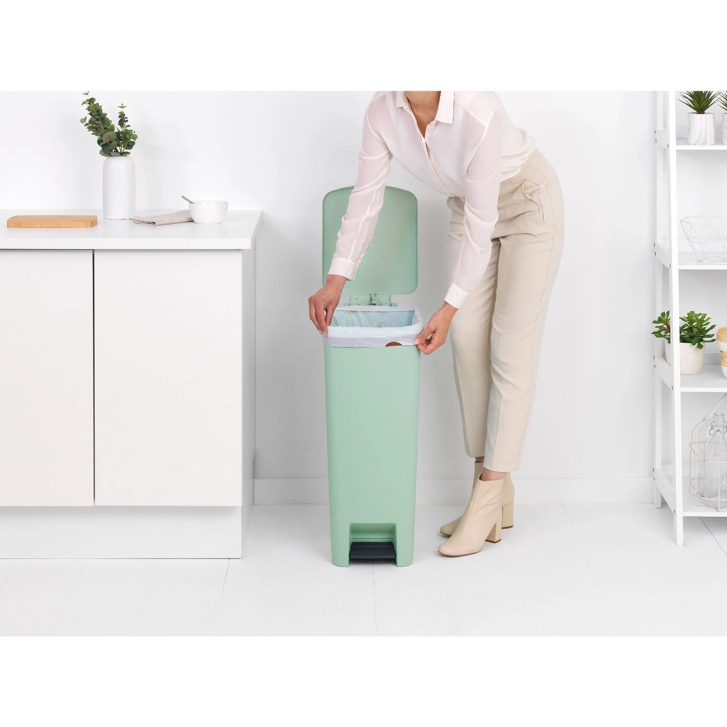 Brabantia Pedaalemmer StepUp 40L Jade Groen 5 Brabantia Pedaalemmer StepUp 40L Jade Groen - Afbeelding 5