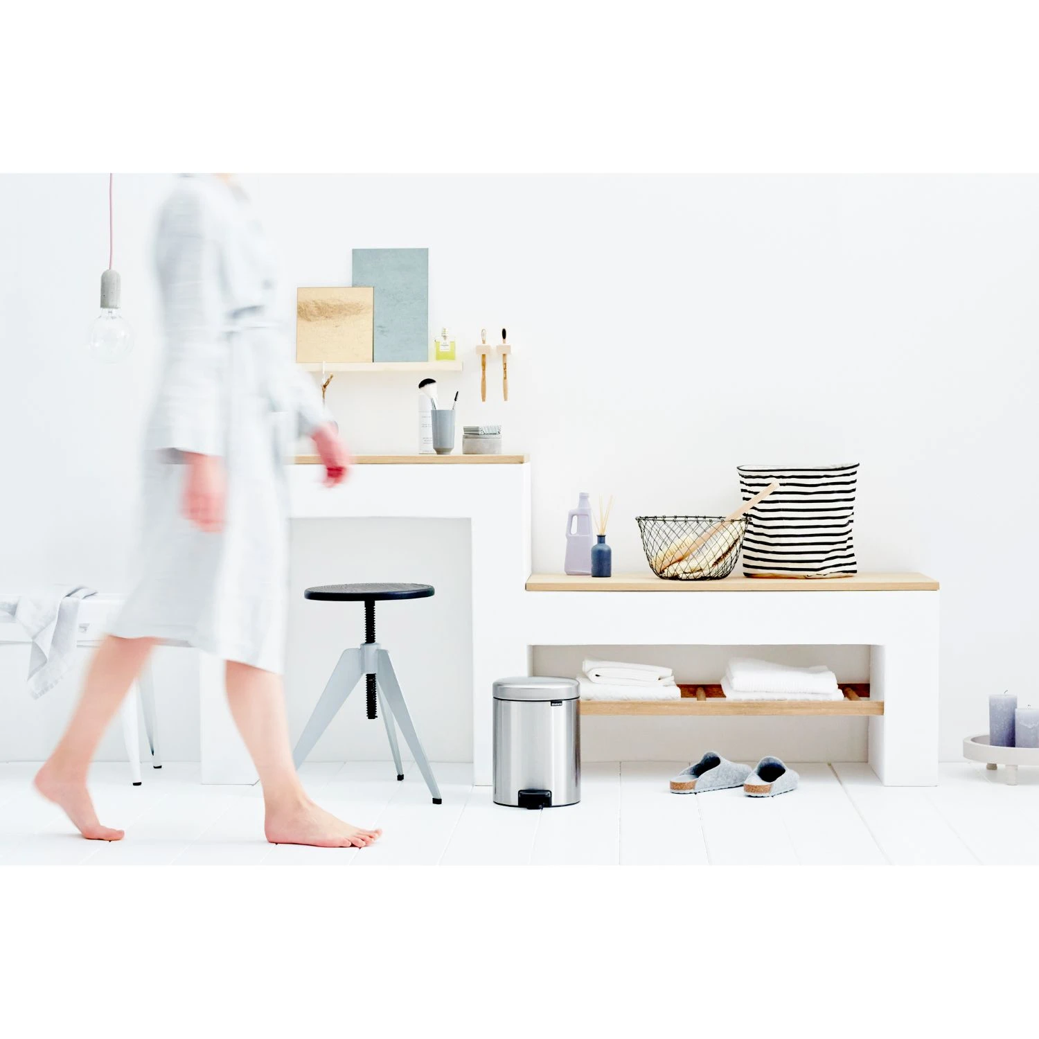 Brabantia Pedaalemmer Newicon 5L Mat Staal 6 Brabantia Pedaalemmer Newicon 5L Mat Staal - Afbeelding 6