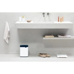 Brabantia Bo Afvalemmer, 7L - White -Marskramer Verkoop 102 2368 6 1