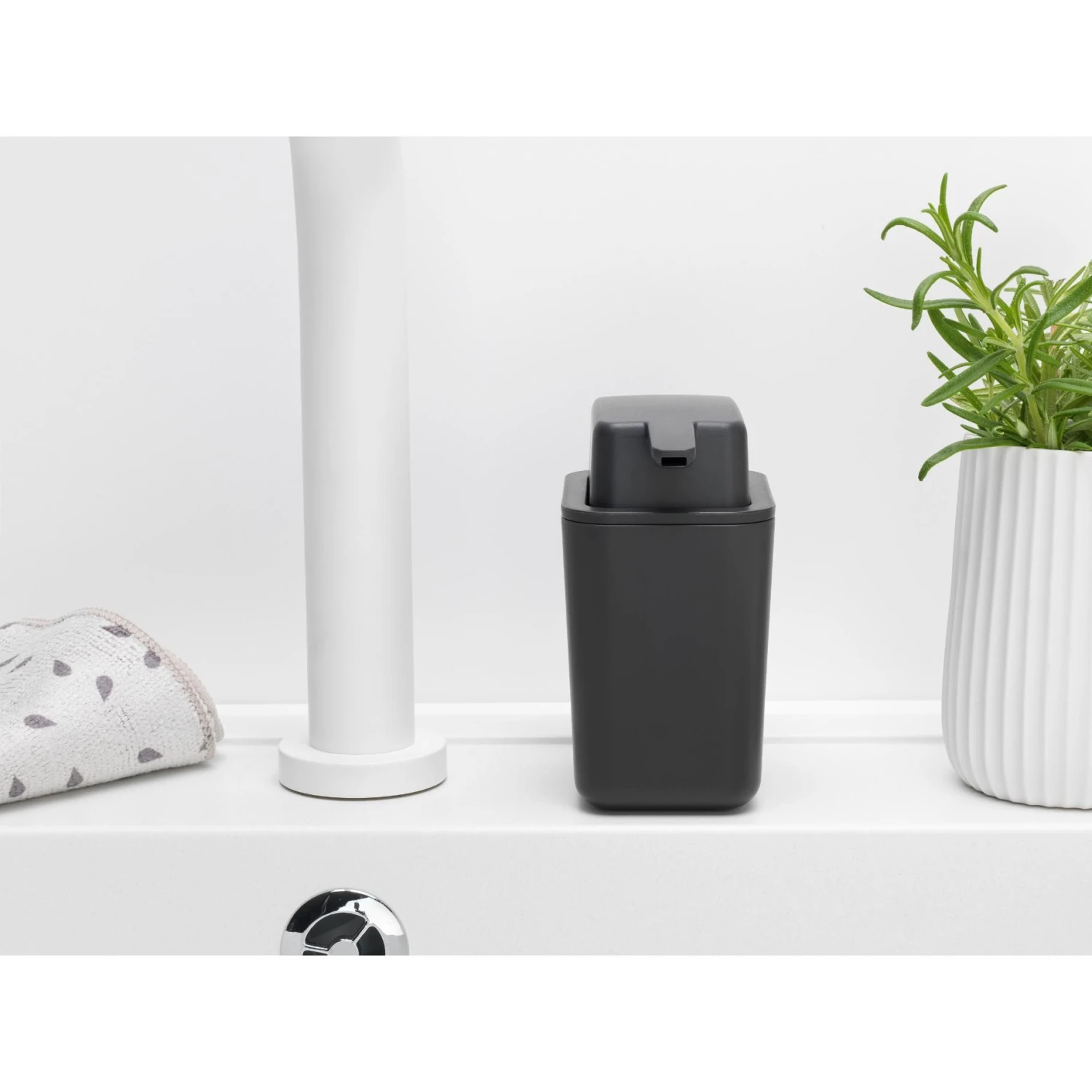 Brabantia SinkSide Zeepdispenser - Dark Grey 5 Brabantia SinkSide Zeepdispenser - Dark Grey - Afbeelding 5