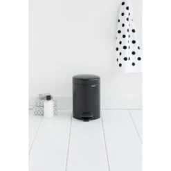 Brabantia Pedaalemmer Newicon 3L Mat Zwart 8 Brabantia Pedaalemmer Newicon 3L Mat Zwart -Marskramer Verkoop 102 3321 4 1