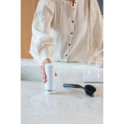 Brabantia SinkStyle Afwasmiddeldispenser - Fresh White 10 Brabantia SinkStyle Afwasmiddeldispenser - Fresh White -Marskramer Verkoop 102 8063 5 1