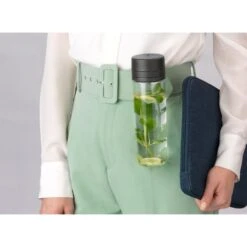 Brabantia Waterfles Make & Take 0,5L Donkergrijs -Marskramer Verkoop 102 8842 6 1