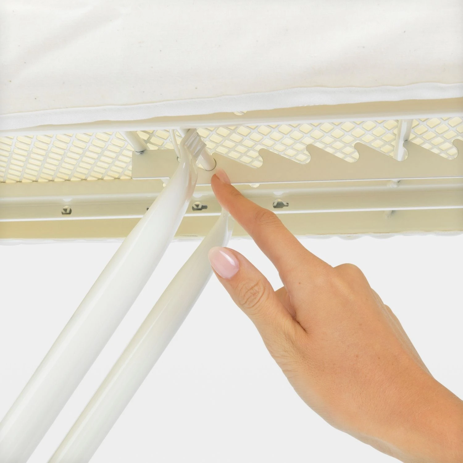 Brabantia Strijkplank B 124x38 Cm Ecru 2 Brabantia Strijkplank B 124x38 Cm Ecru - Afbeelding 2