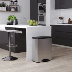 Curver Pedaalemmer Decobin 65L Rechthoek Zilver Metallic -Marskramer Verkoop 141 1001 5 1