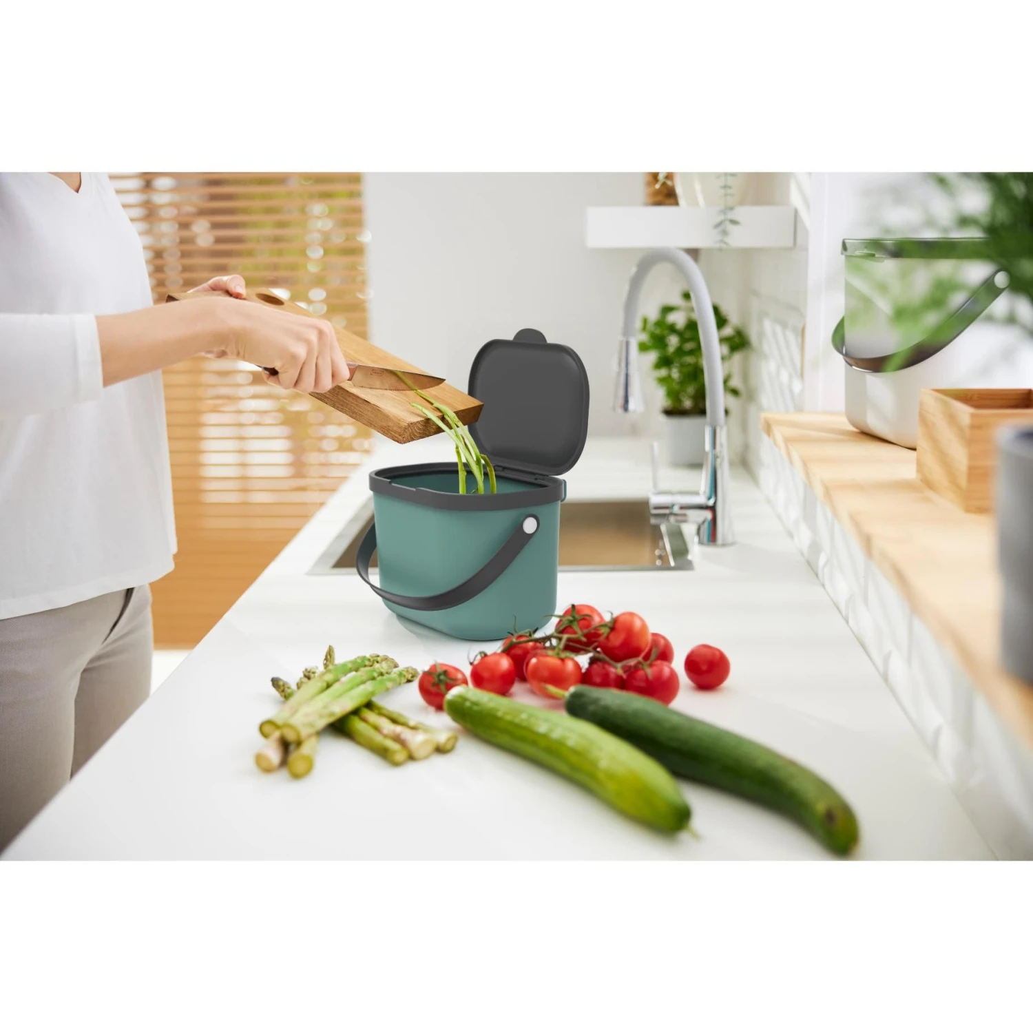 Bio Afvalbakje 3,2 L Albula Groen 2 Bio Afvalbakje 3,2 L Albula Groen - Afbeelding 2